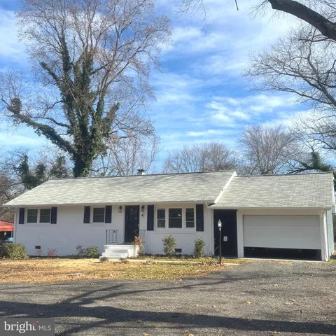 $359,000 | 822 Forbes Street, Fredericksburg, VA 22405