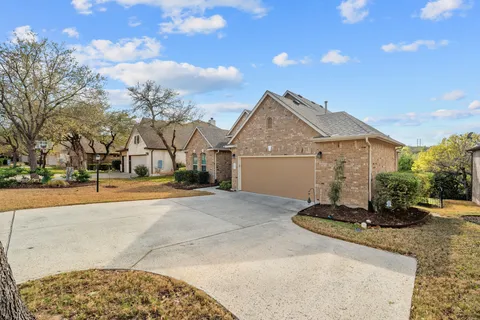 $655,000 | 205 Bellagio Drive, Lakeway, TX 78734
