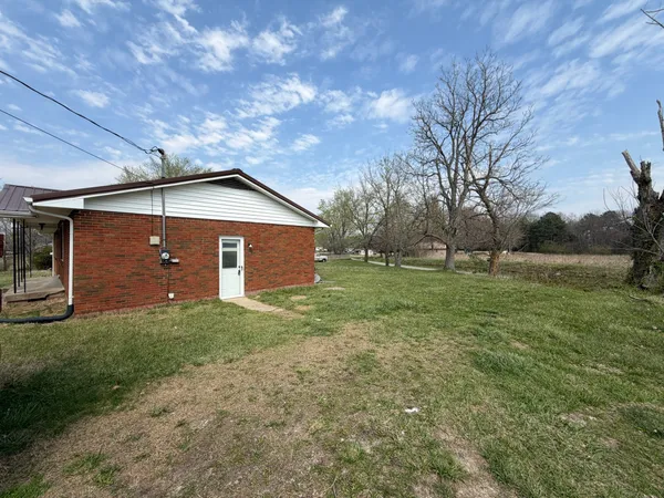 $179,197 | 17650 Dawson Springs Road, Dawson Springs, KY 42408