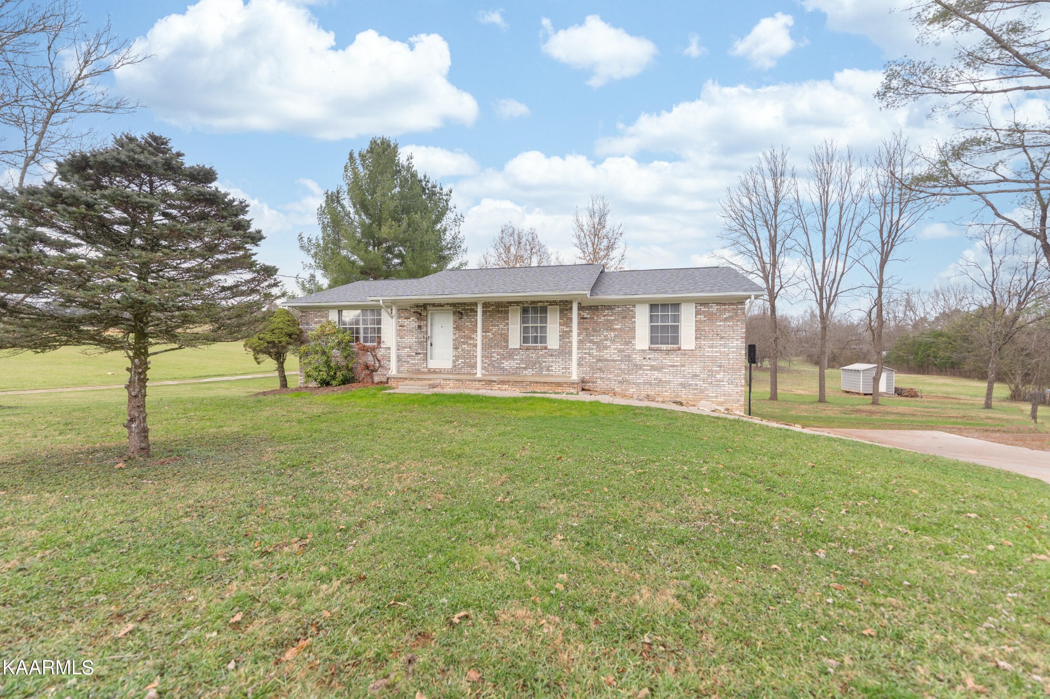 8409 East Emory Road Corryton, TN 37721 - Photo 1 of 22 Gallery Image 1
