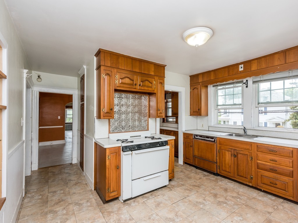 118-120 Spring Street Watertown, MA 02472 - Photo 32 of 42 Gallery Image 32