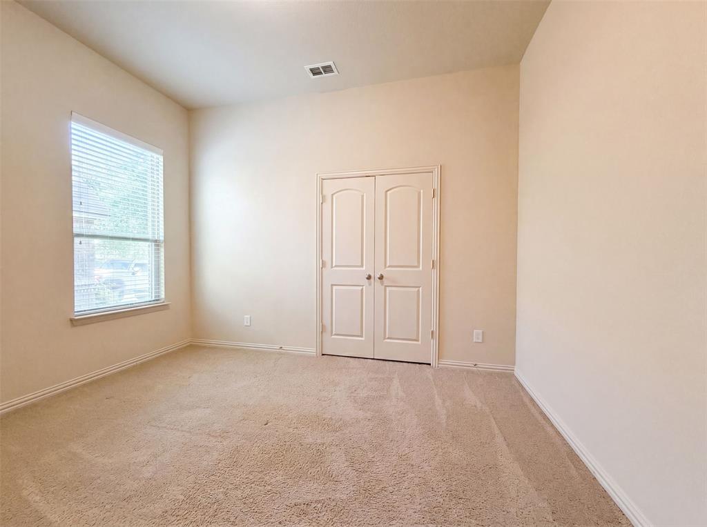 3005 South College Avenue Decatur, TX 76234 - Photo 9 of 18