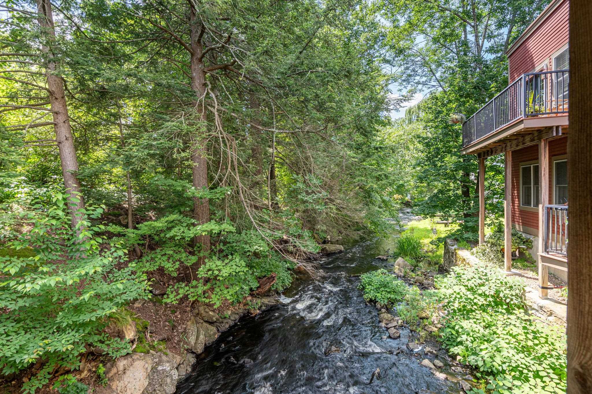 7 Chester Road, Unit 302 Derry, NH 03038 - Photo 27 of 38