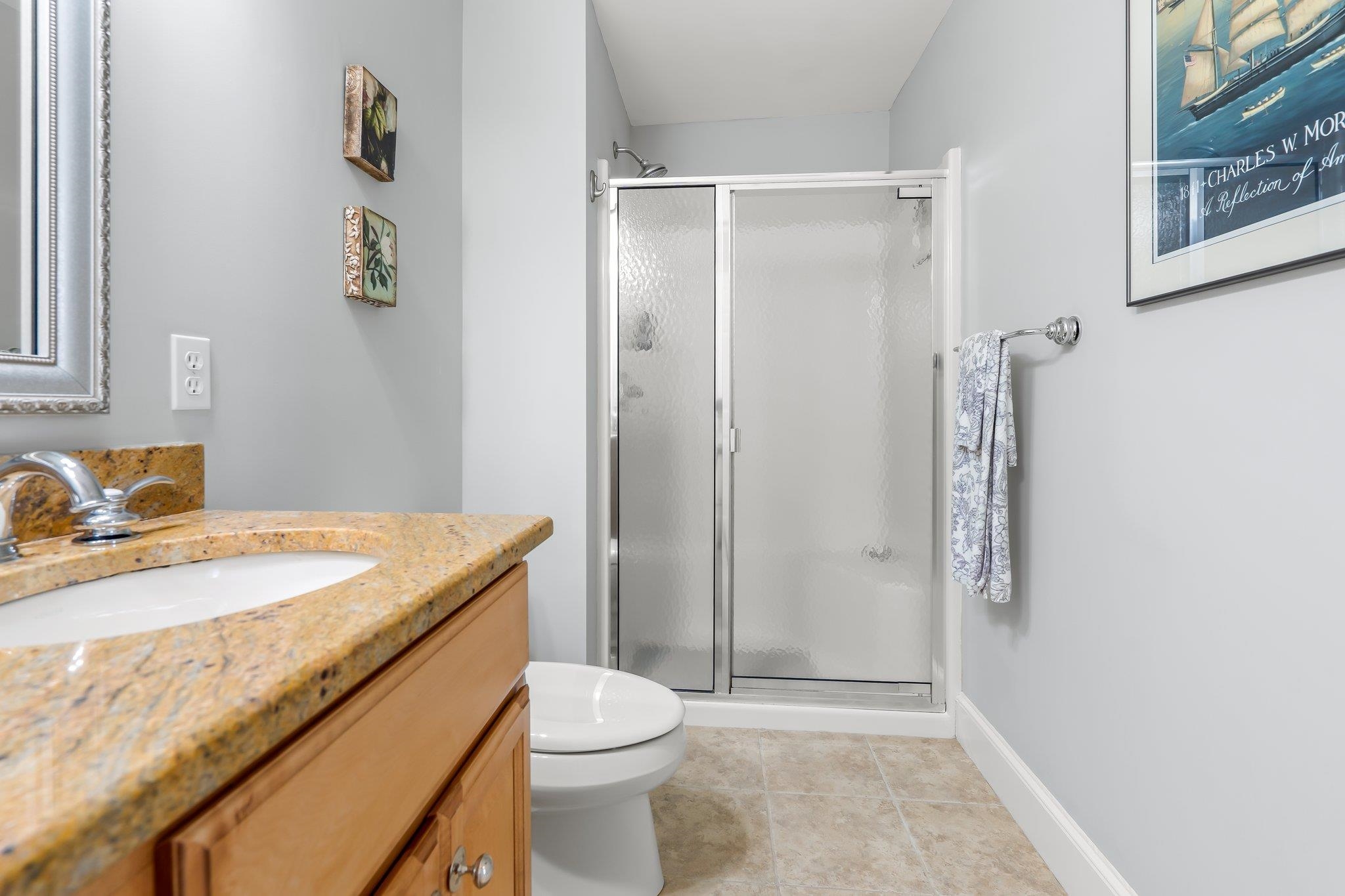 7 Chester Road, Unit 302 Derry, NH 03038 - Photo 10 of 38