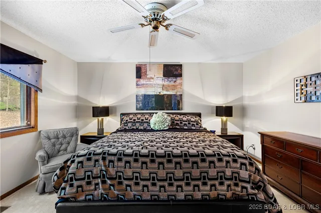 $389,000 | 995 Sunny Slope Circle, Camdenton, MO 65020