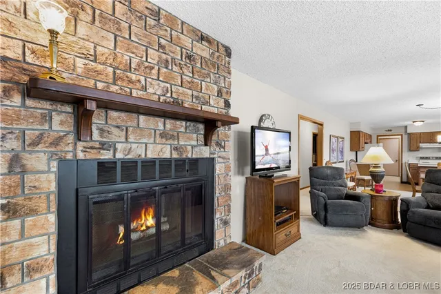 $389,000 | 995 Sunny Slope Circle, Camdenton, MO 65020