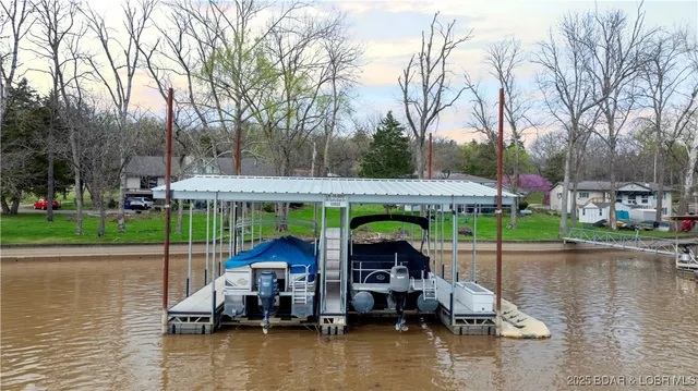 $389,000 | 995 Sunny Slope Circle, Camdenton, MO 65020