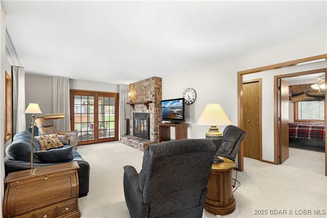 $389,000 | 995 Sunny Slope Circle, Camdenton, MO 65020