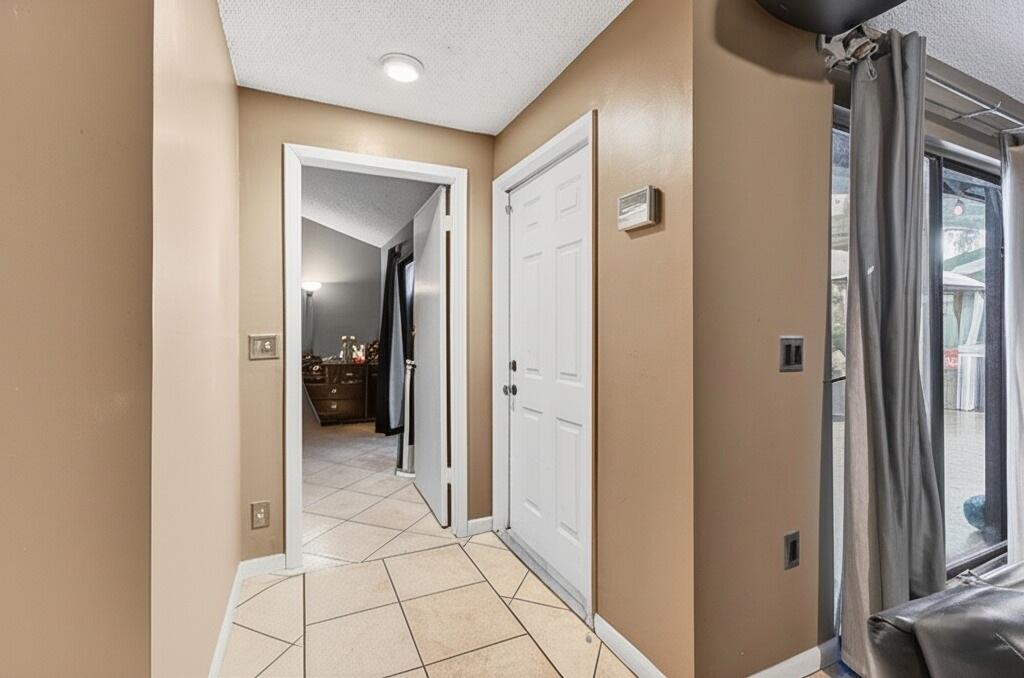 9766 Boca Gardens Parkway, Unit B Boca Raton, FL 33496 - Photo 6 of 27 Entrance Hallway