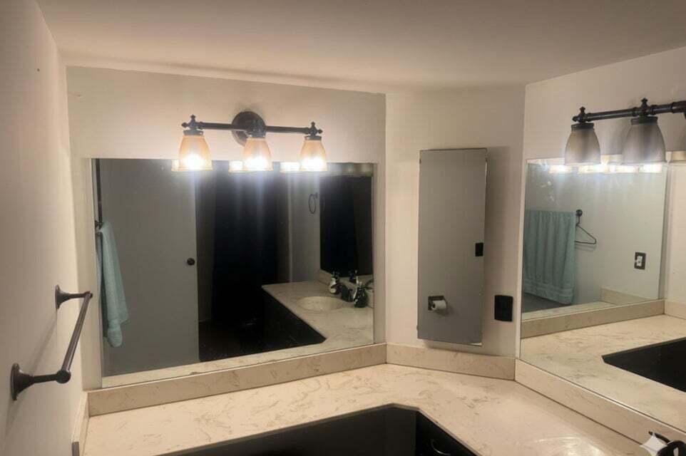9766 Boca Gardens Parkway, Unit B Boca Raton, FL 33496 - Photo 9 of 27 Primary Bath