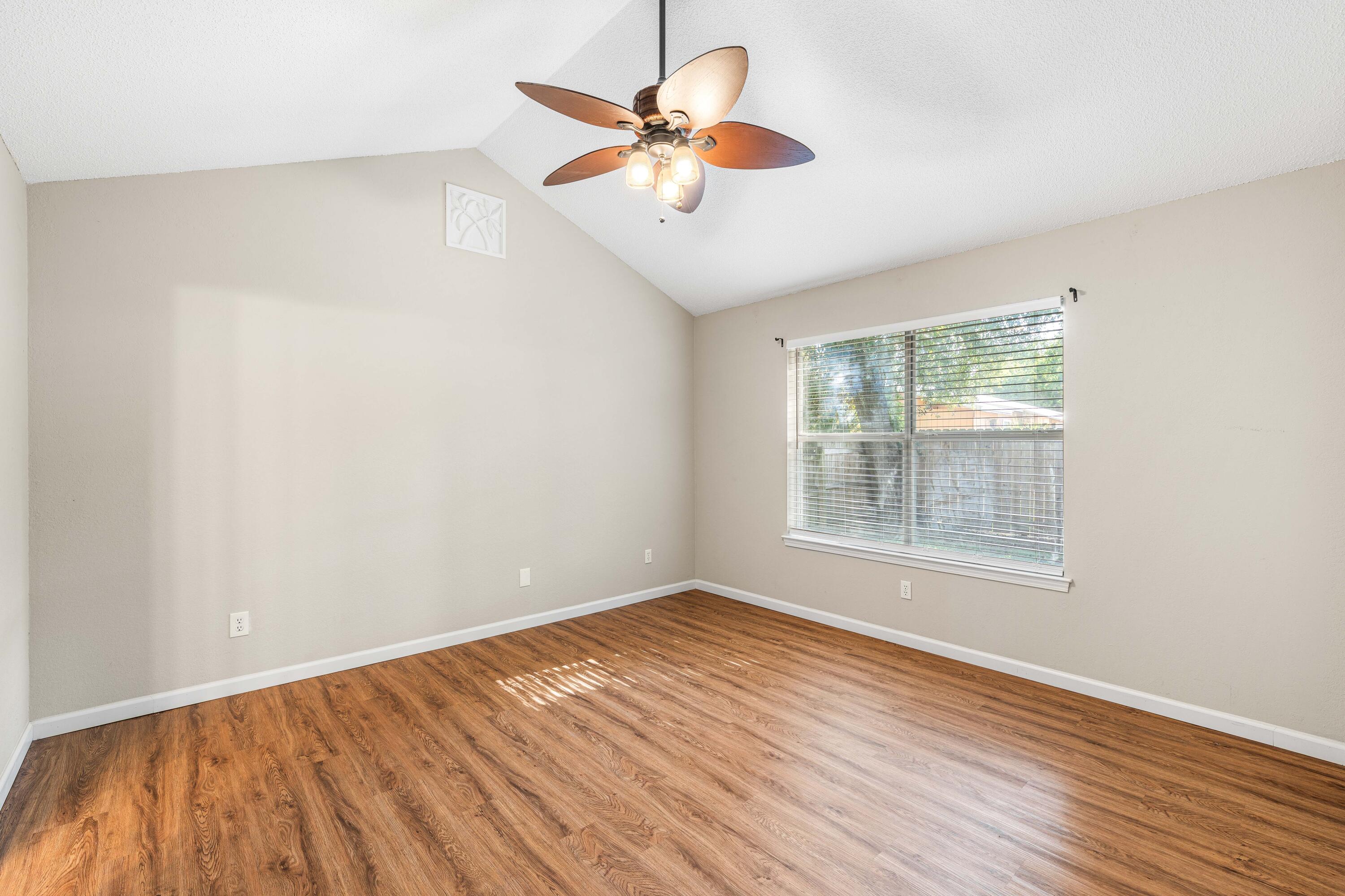 413 Bristol Cove Road Mary Esther, FL 32569 - Photo 4 of 42 413 Bristol-18