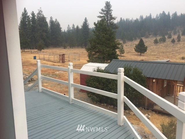94 Main Road Tonasket, WA 98855 - Photo 19 of 25 a view of a balcony with an outdoor space