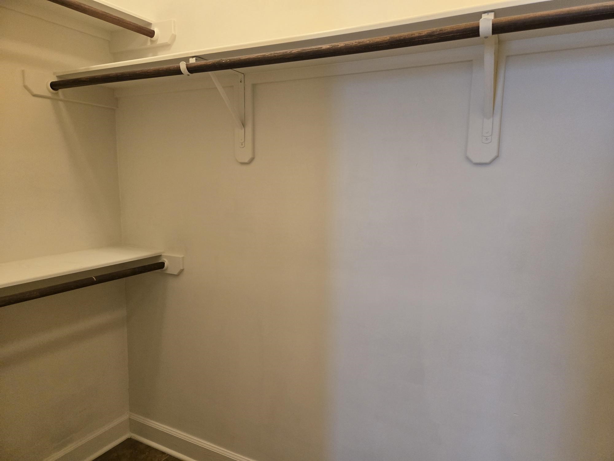1900 Genesee Street, Unit 207 Houston, TX 77006 - Photo 29 of 50 Large walk in closet in main bath.