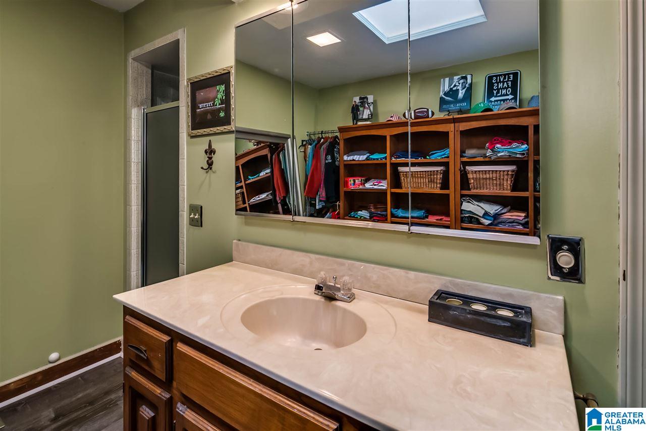 1601 Shades Crest Road Birmingham, AL 35226 - Photo 16 of 25 Gallery Image 16