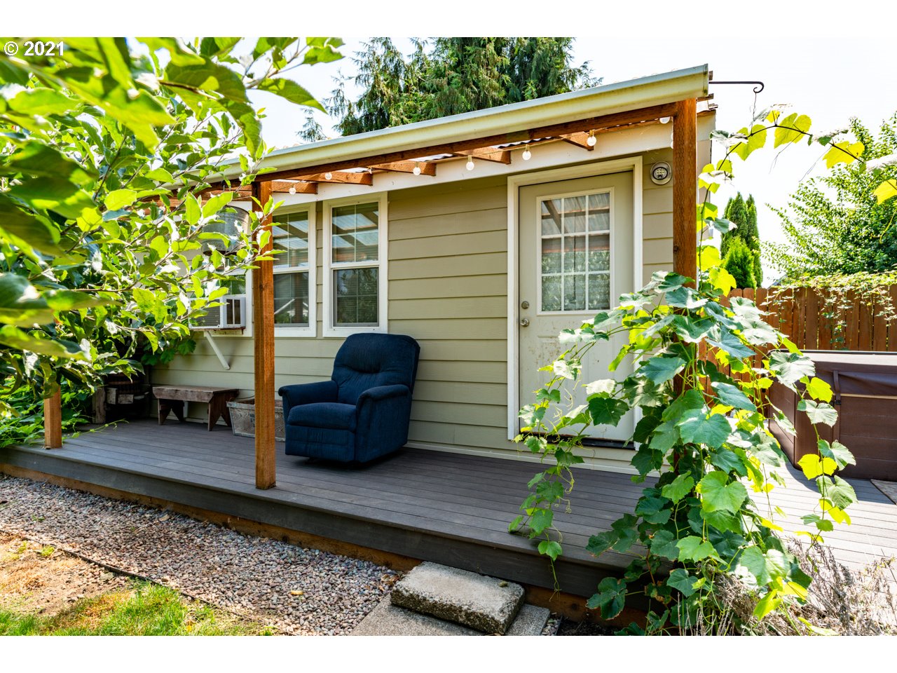 1006 Hoffman Road Northeast Salem, OR 97301 - Photo 8 of 21