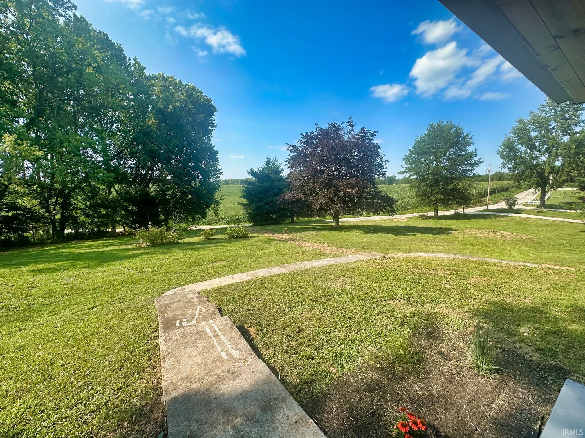 682 Rager Road Mitchell, IN 47446 - Photo 4 of 25