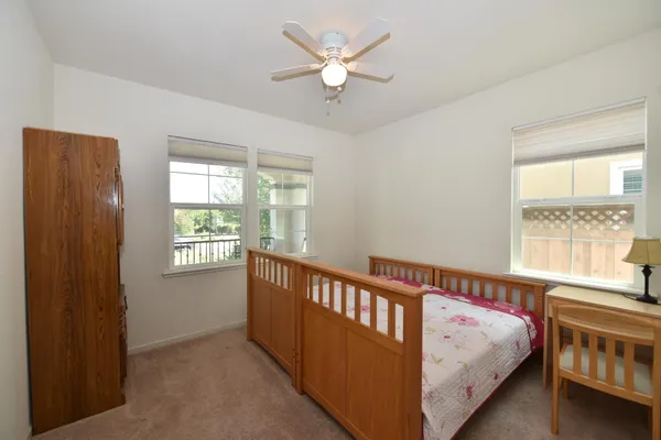 a view of entryway with livingroom