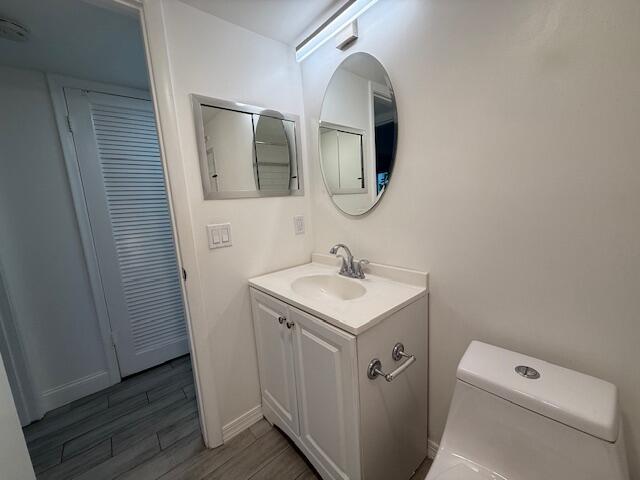 168 Northampton I West Palm Beach, FL 33417 - Photo 19 of 22 a utility room with dryer and washer