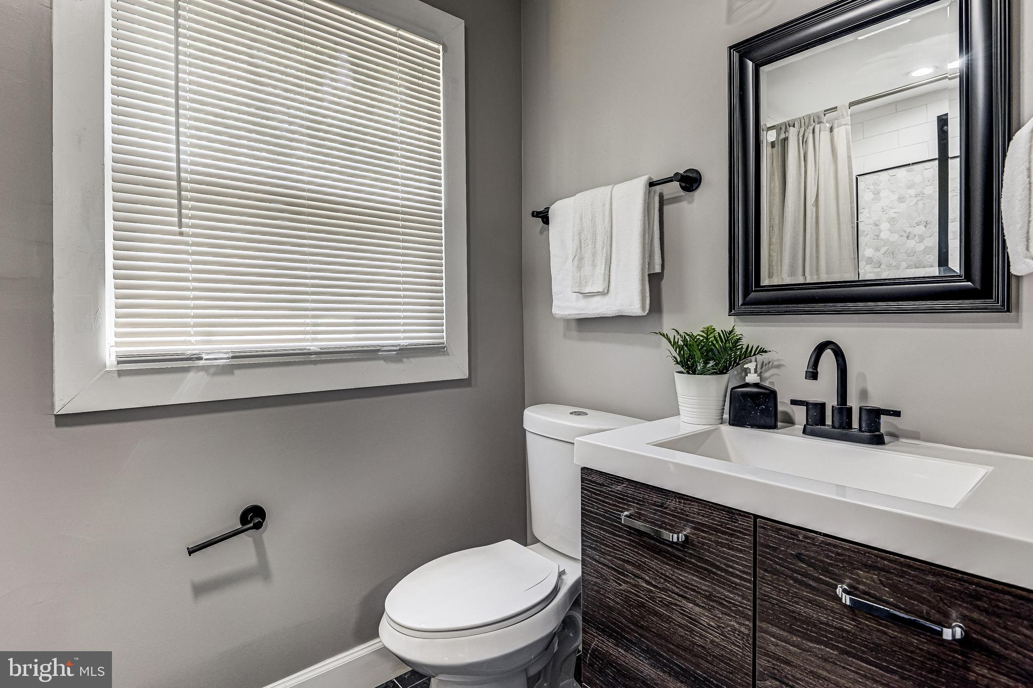 1019 Breezewick Road Baltimore, MD 21286 - Photo 25 of 37