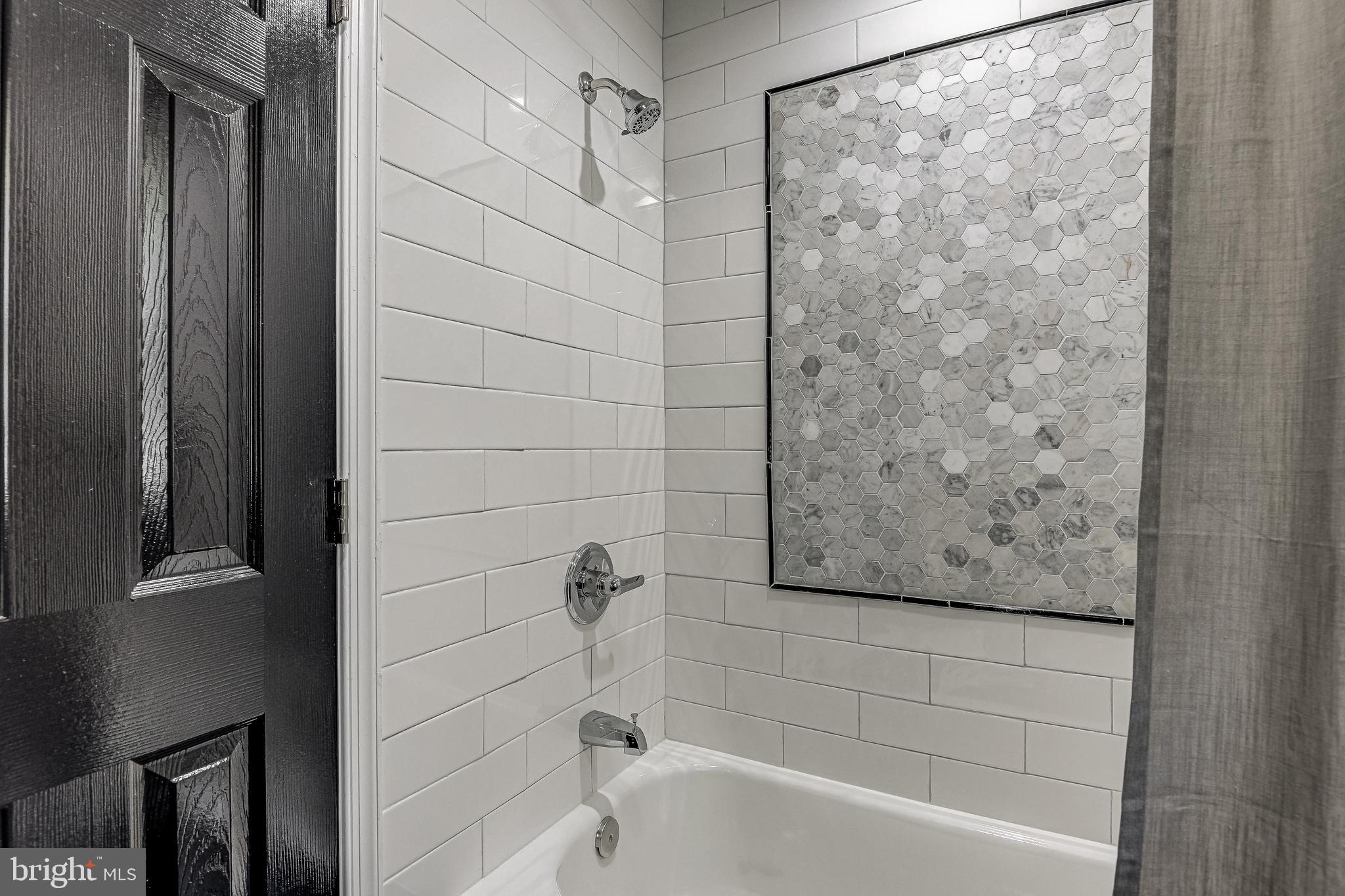 1019 Breezewick Road Baltimore, MD 21286 - Photo 26 of 37