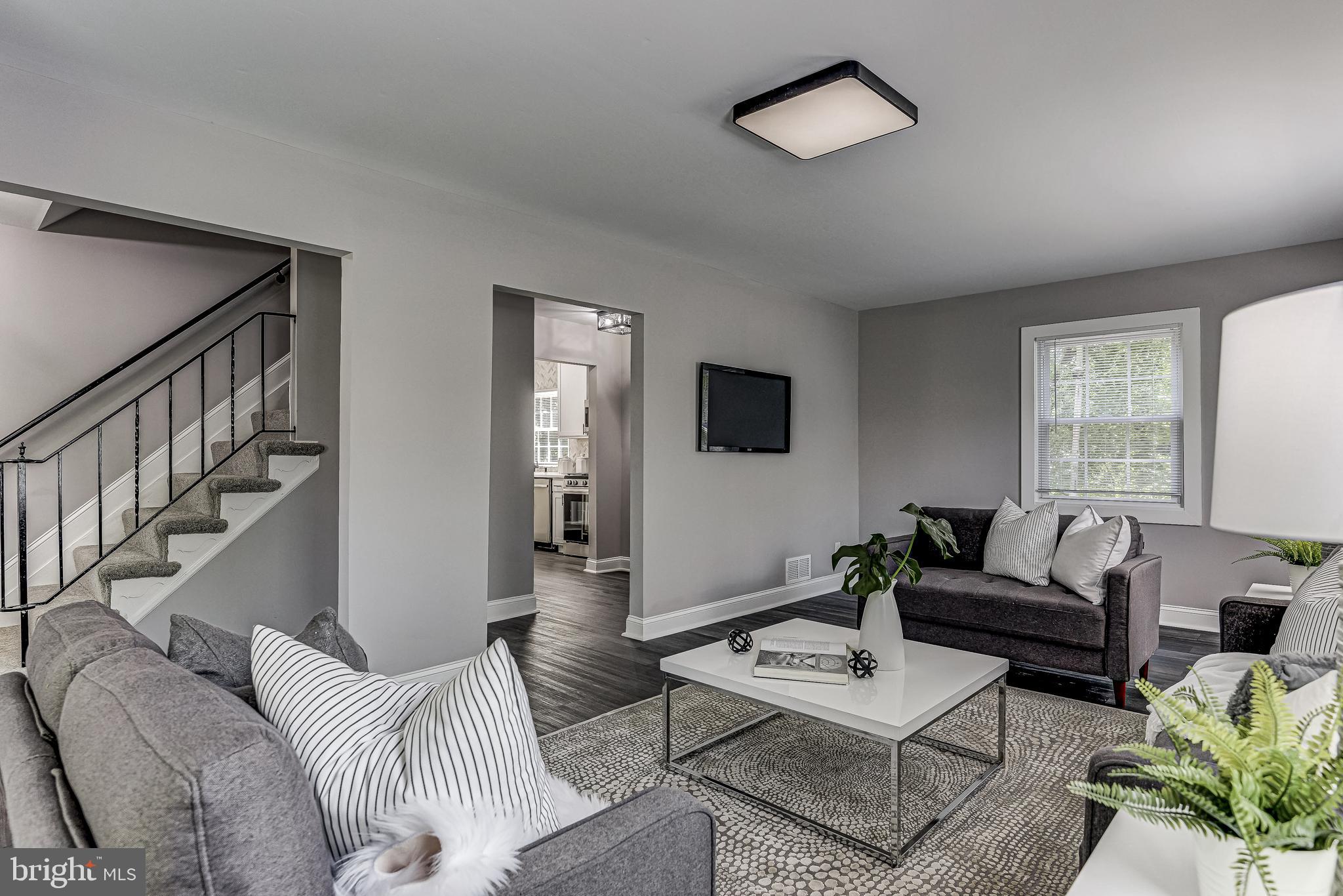 1019 Breezewick Road Baltimore, MD 21286 - Photo 6 of 37