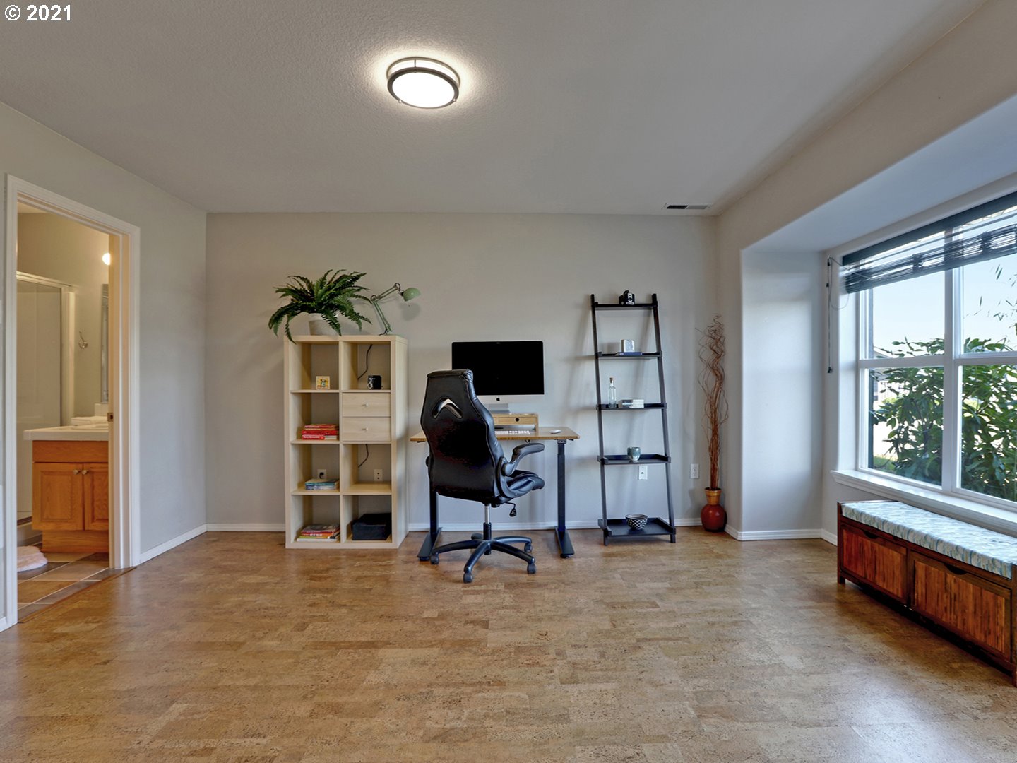 330 Northeast Bridgeton Road Portland, OR 97211 - Photo 14 of 18 Gallery Image 14