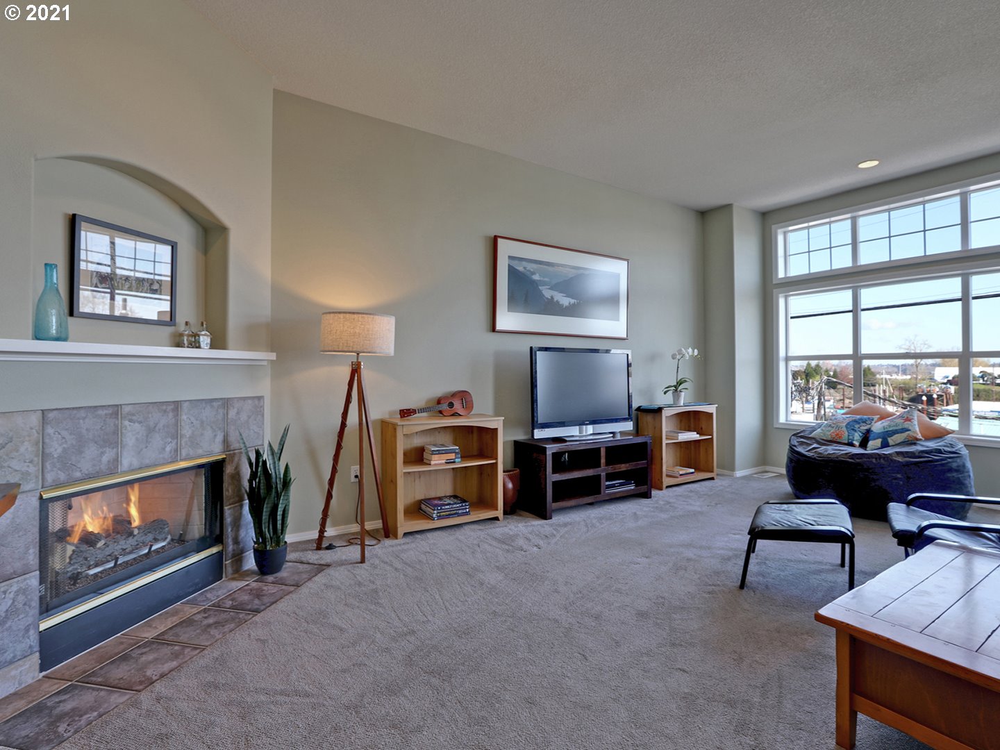 330 Northeast Bridgeton Road Portland, OR 97211 - Photo 3 of 18 Gallery Image 3