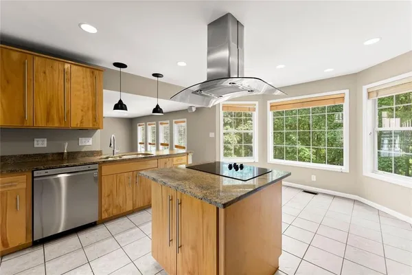 $635,000 | 272 Indian Cove Drive, Dawsonville, GA 30534