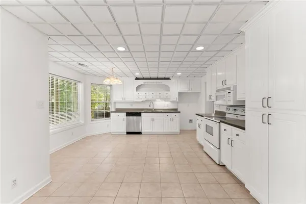$635,000 | 272 Indian Cove Drive, Dawsonville, GA 30534