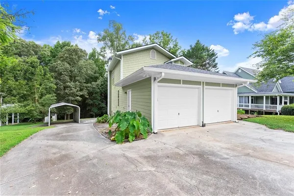 $635,000 | 272 Indian Cove Drive, Dawsonville, GA 30534
