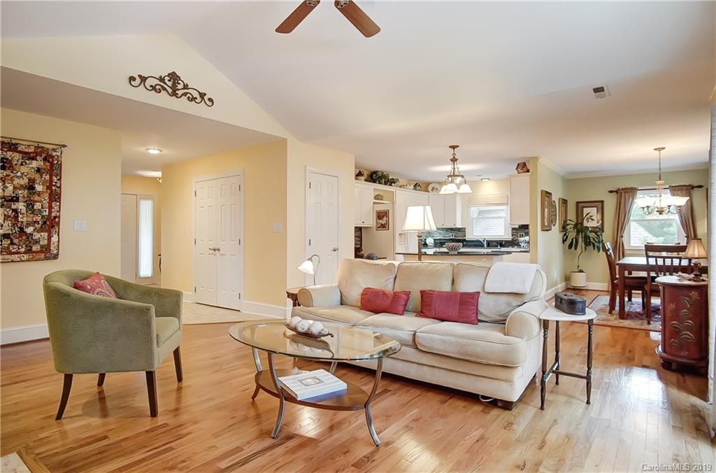 11057 Holiday Cove Lane Tega Cay, SC 29708 - Photo 8 of 37