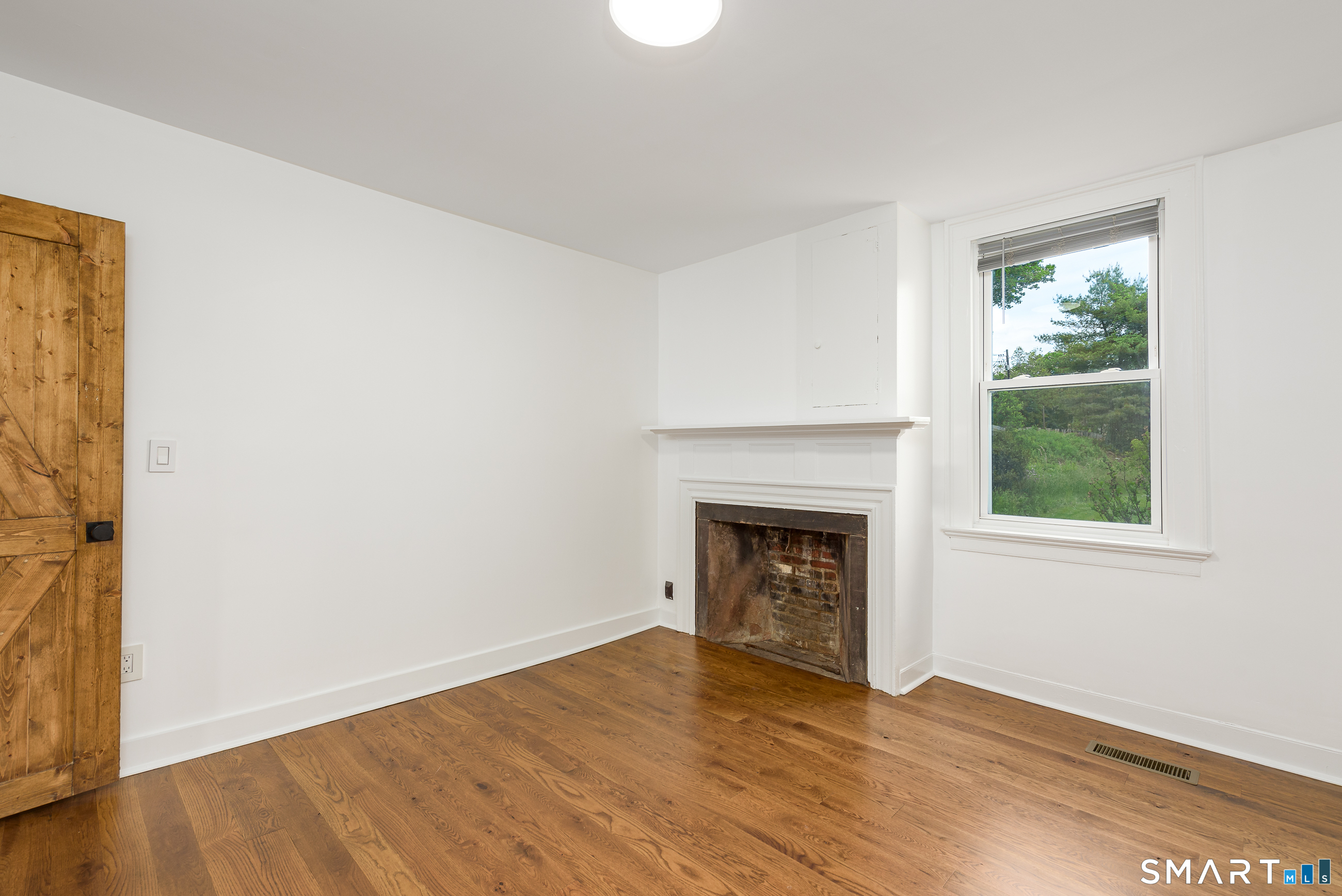 560 Manchester Road Glastonbury, CT 06033 - Photo 16 of 38