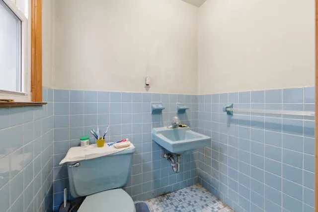 $1,650,000 | 471 Manila Avenue, Jersey City, NJ 07302