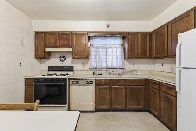 $1,650,000 | 471 Manila Avenue, Jersey City, NJ 07302