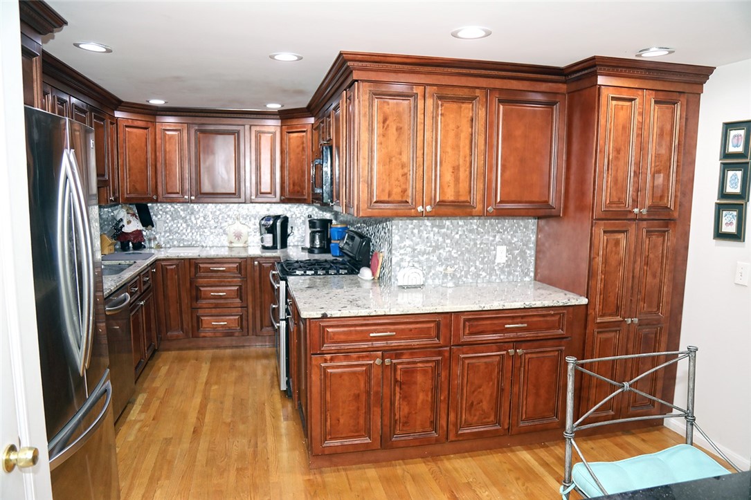 5390 Post Road, Unit 5 East Greenwich, RI 02818 - Photo 9 of 25 Gallery Image 9