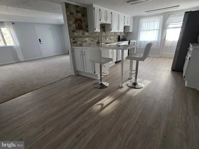 $2,999 | 816 Philadelphia Avenue, Warrington, PA 18976