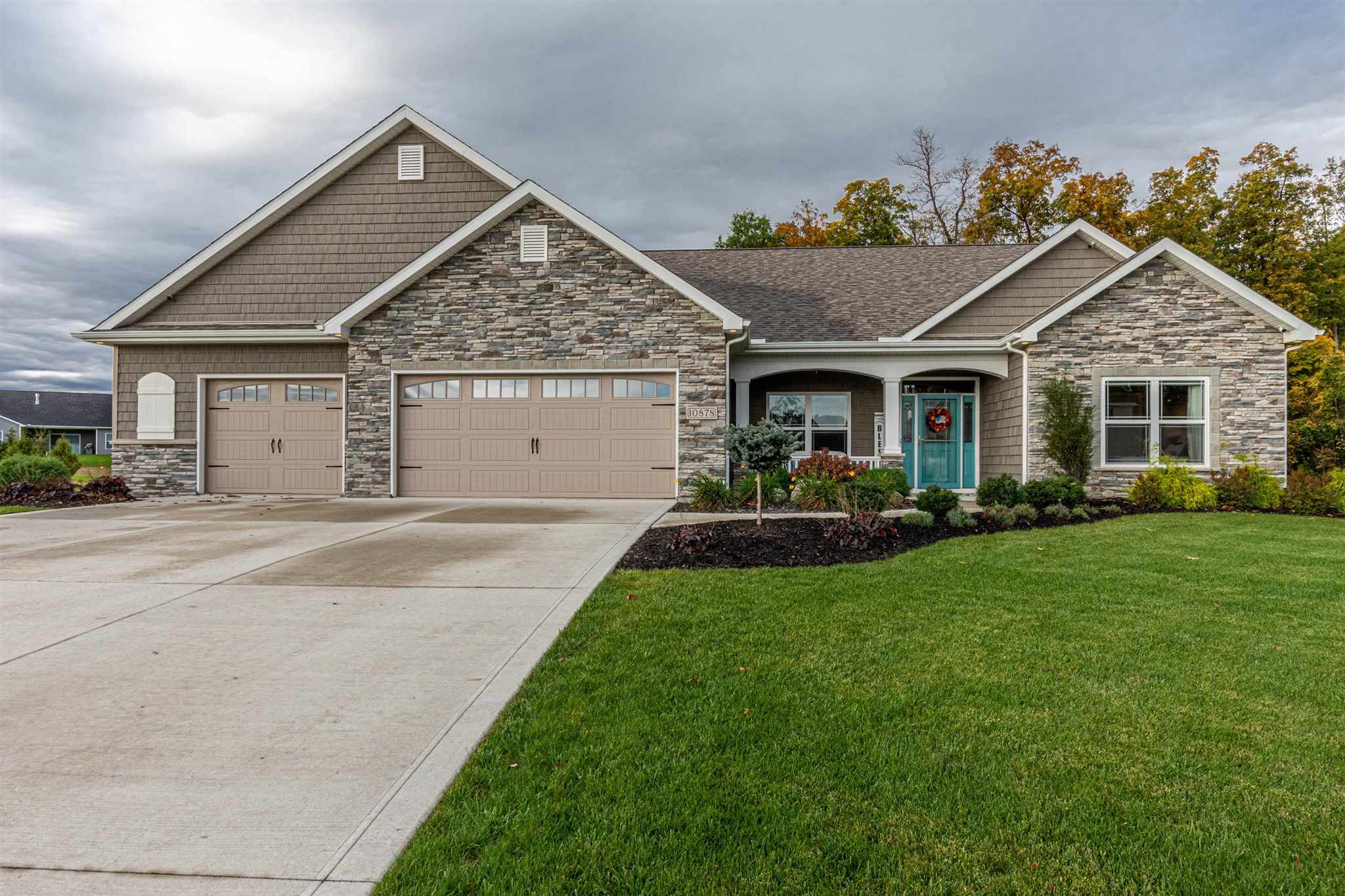 10878 Rothvale Lane Roanoke, IN 46783 - Photo 3 of 35 Gallery Image 3