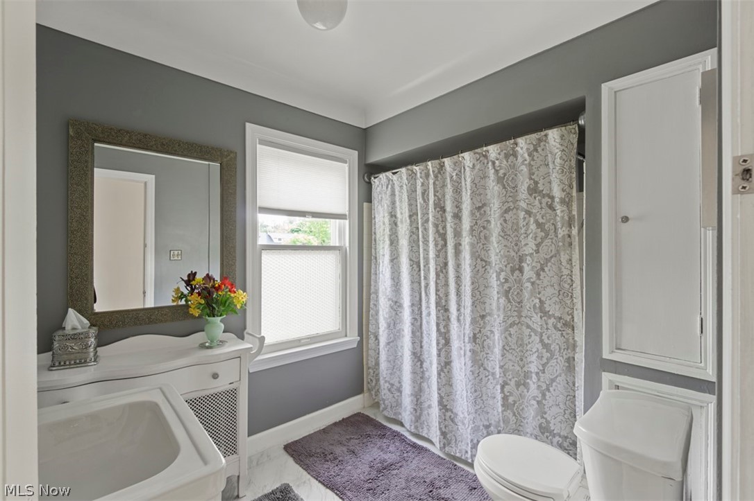 3064 Coleridge Road Cleveland, OH 44118 - Photo 24 of 35