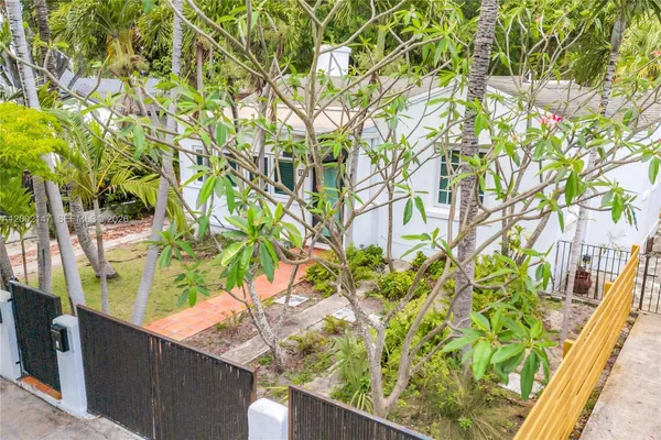 $4,250 | 429 Northeast 73rd Street, Miami, FL 33138