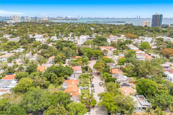 $4,250 | 429 Northeast 73rd Street, Miami, FL 33138