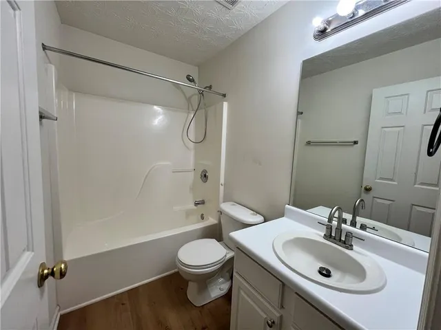 $2,450 | 3780 Crescent Walk Lane Northeast, Suwanee, GA 30024