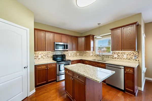 $499,999 | 2187 Gold Valley Drive, Murfreesboro, TN 37130