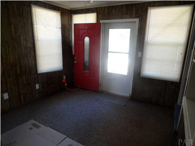 201 Milton Road Pensacola, FL 32507 - Photo 3 of 15 Entry Area Looking From Dining Area