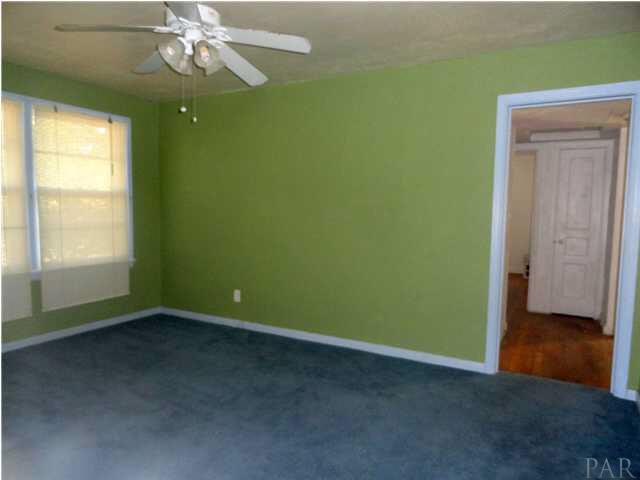 201 Milton Road Pensacola, FL 32507 - Photo 8 of 15 Living Room View From Entry Area