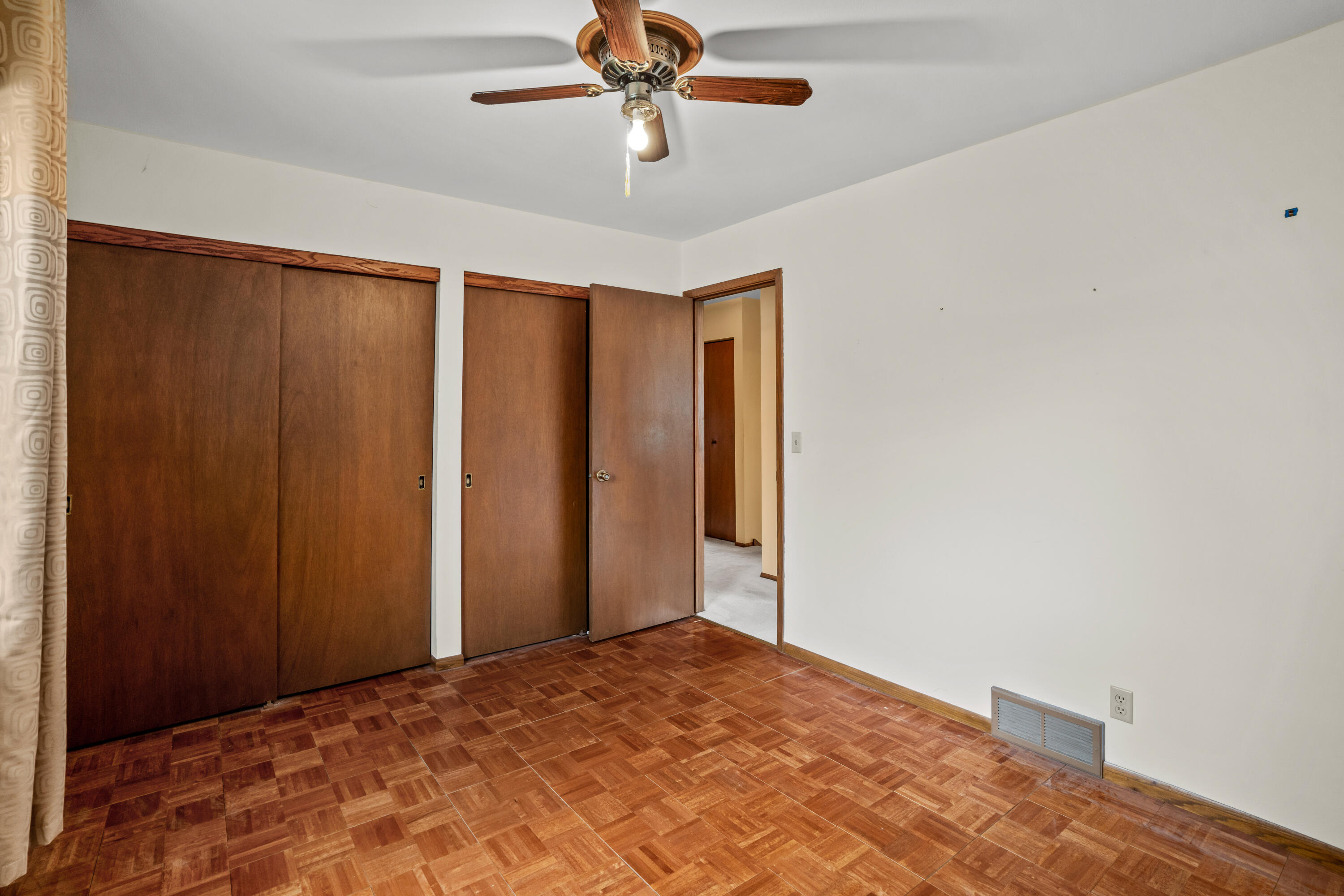 114 Carpenter Court Mukwonago, WI 53149 - Photo 21 of 39 Bedroom