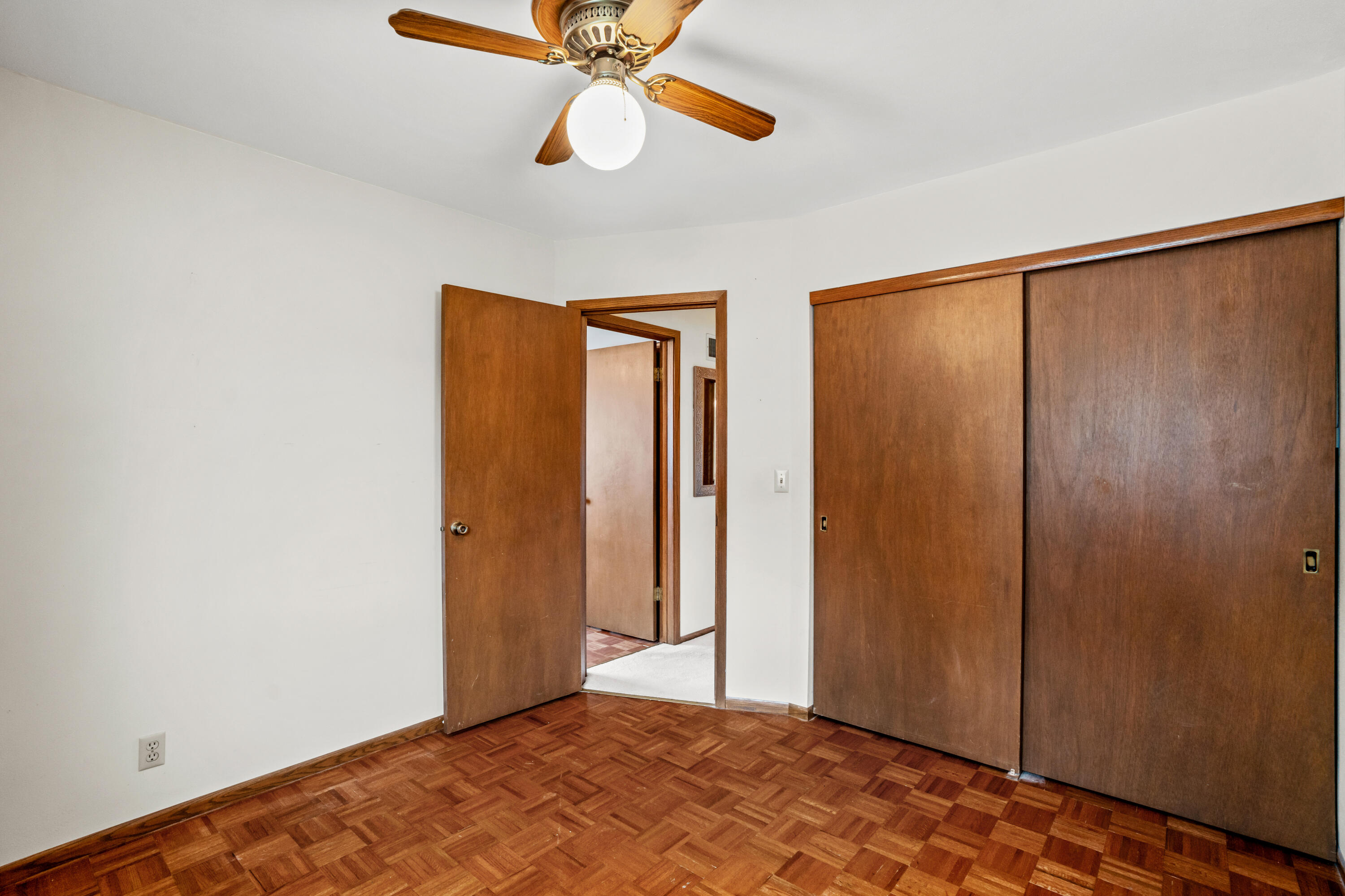 114 Carpenter Court Mukwonago, WI 53149 - Photo 22 of 39 Bedroom