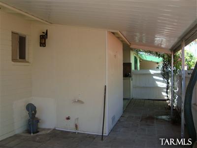 464 North Silverbell Road Tucson, AZ 85745 - Photo 2 of 5 Gallery Image 2