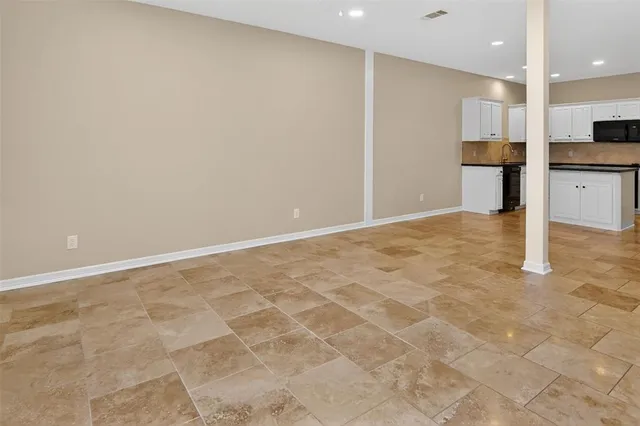 $359,000 | 2122 Clear Lake Road, Weatherford, TX 76087