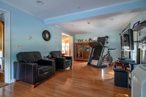 13 B Reed Street Londonderry, NH 03053 - Photo 10 of 27 Gallery Image 10