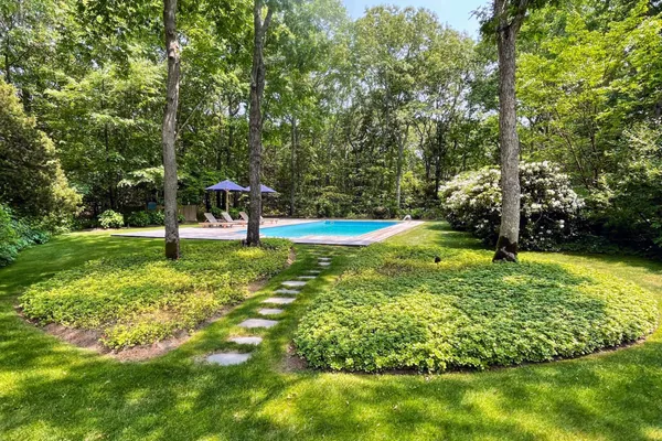 $40,000 | Undisclosed Address, East Hampton, NY 11937